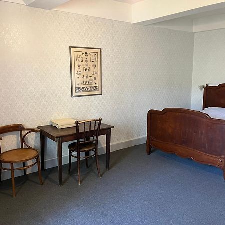 Domaine De L'Amiral Bed & Breakfast Saint-Laurent-du-Pape ภายนอก รูปภาพ